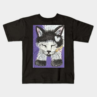 Cute cat sleeping Kids T-Shirt